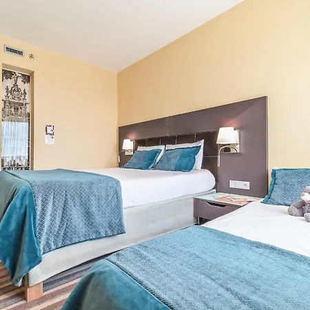 Mercure Stare מלון 4*