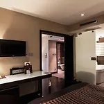 Mercure Stare