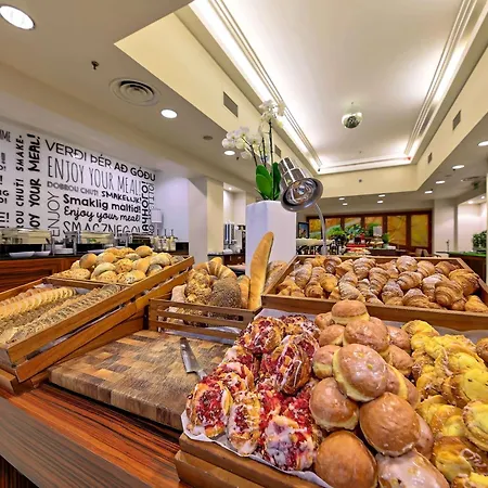 Mercure Stare Ξενοδοχείο 4*