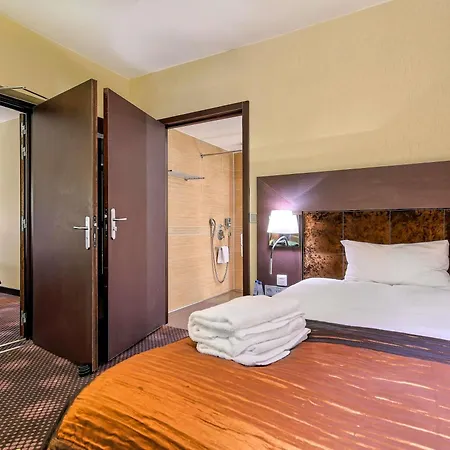 Mercure Stare 4*