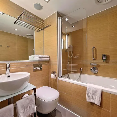 Mercure Stare Szálloda 4*